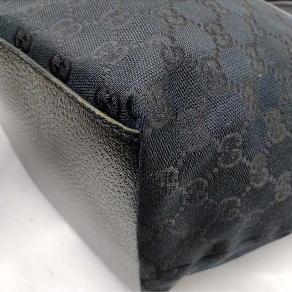 A
Gucci Black Monogram Tote Bag - Picture 6 of 11